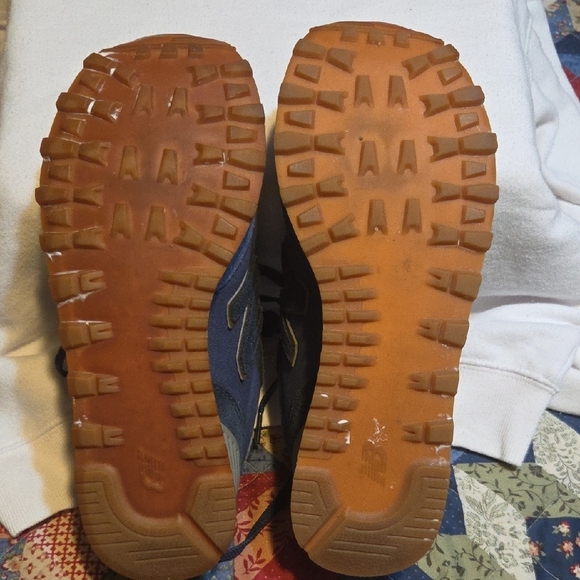 New Balance Men's Blue and White Sneakers - Picture 6 of 8